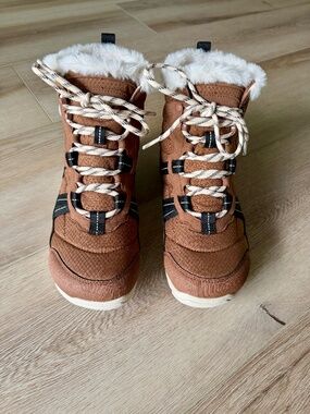 Xero Shoes Alpine Women Size 8 Rawhide - Never Worn, Tag Still On